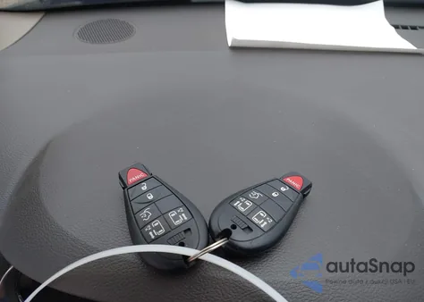 2016 Chrysler Town & Country Touring z USA, uszkodzony, nr VIN 2C4RC1BGXGR295459